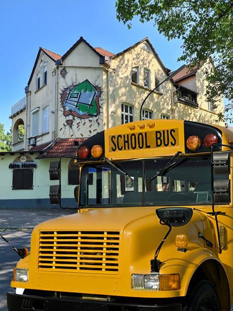 Partybus vor der Disco Alte H&uuml;tte Gelsenkirchen